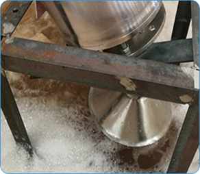 机械消泡器消泡图