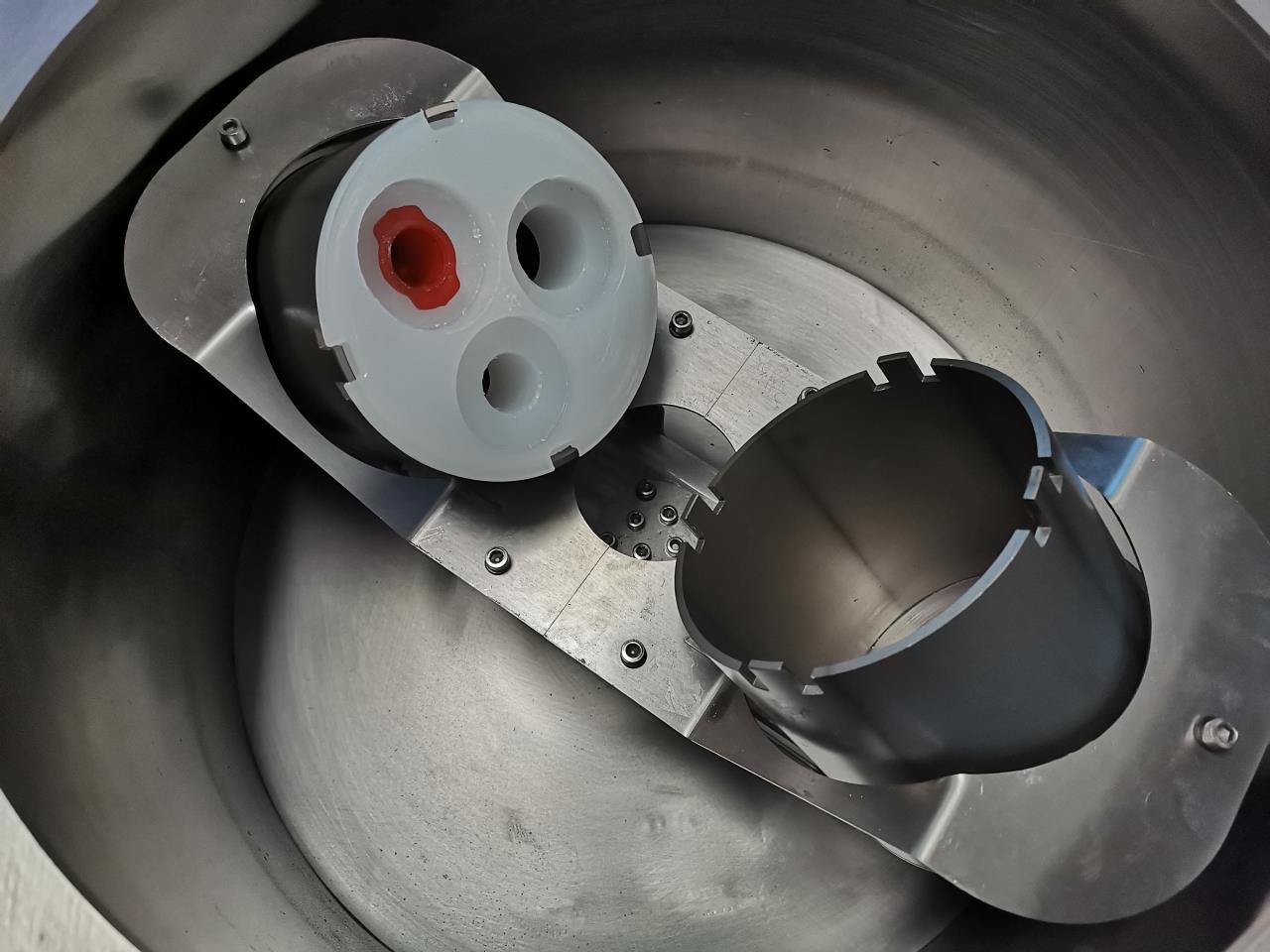 离心真空搅拌脱泡机.jpg 离心真空搅拌脱泡机.jpg