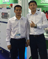 6566ccm爱彩网全自动破泡机值得你拥有